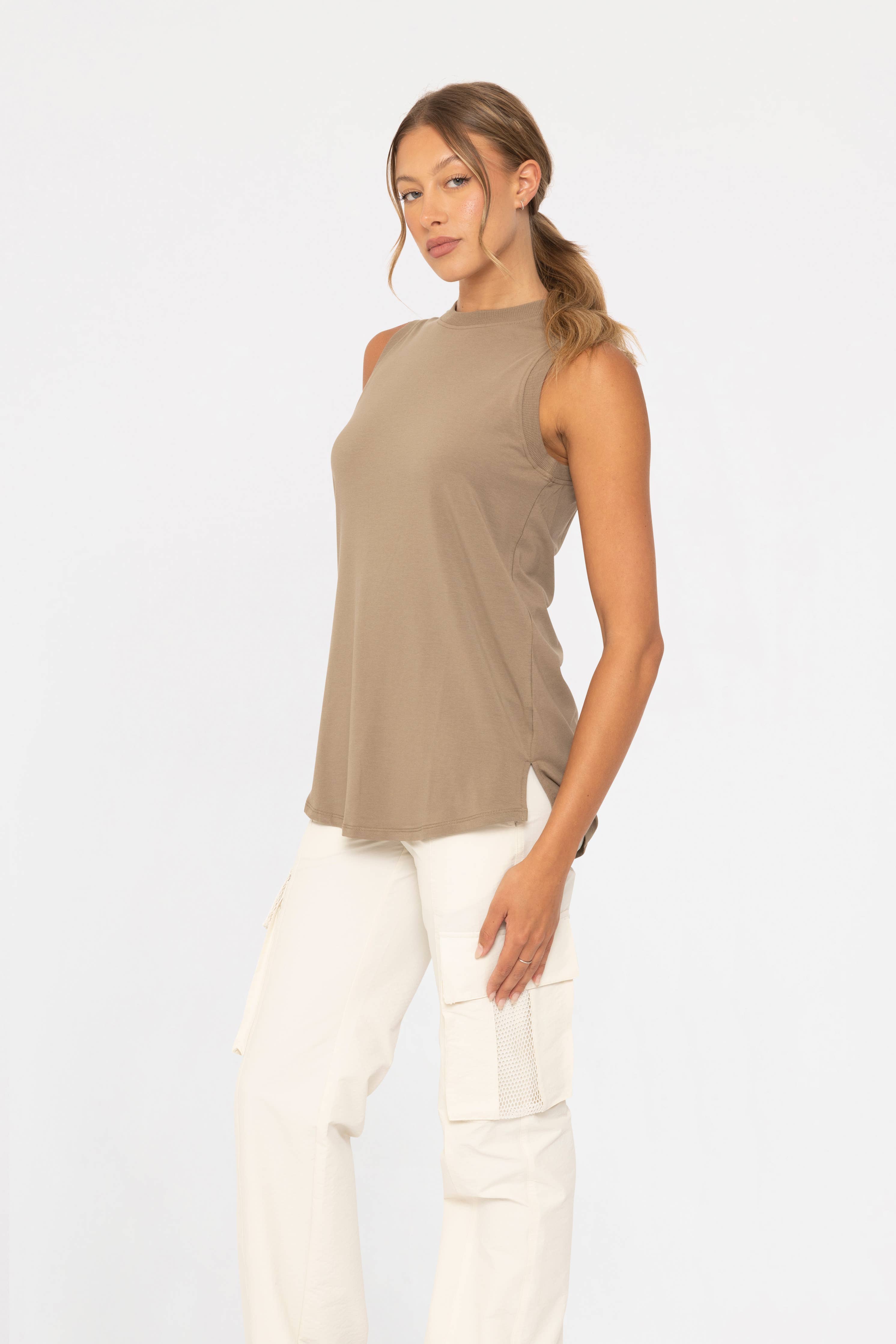 Notched Sleeveless Flowy Tank Top - 2 Colors
