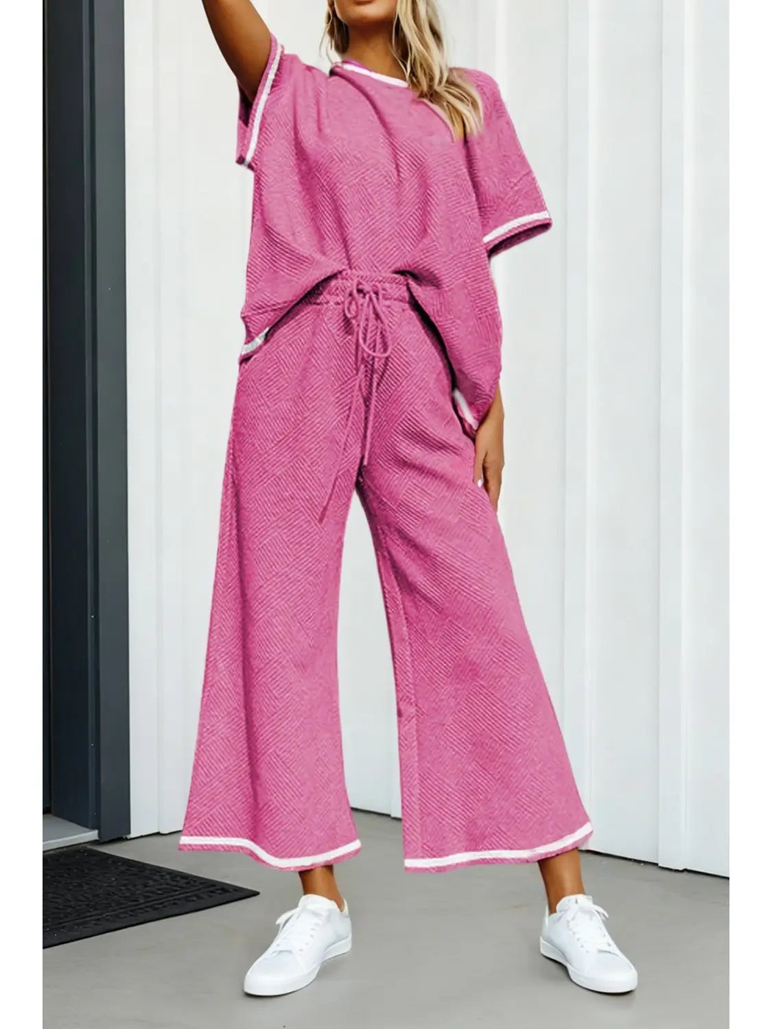 Las Textured Loose T Shirt and Drawstring Pants Set