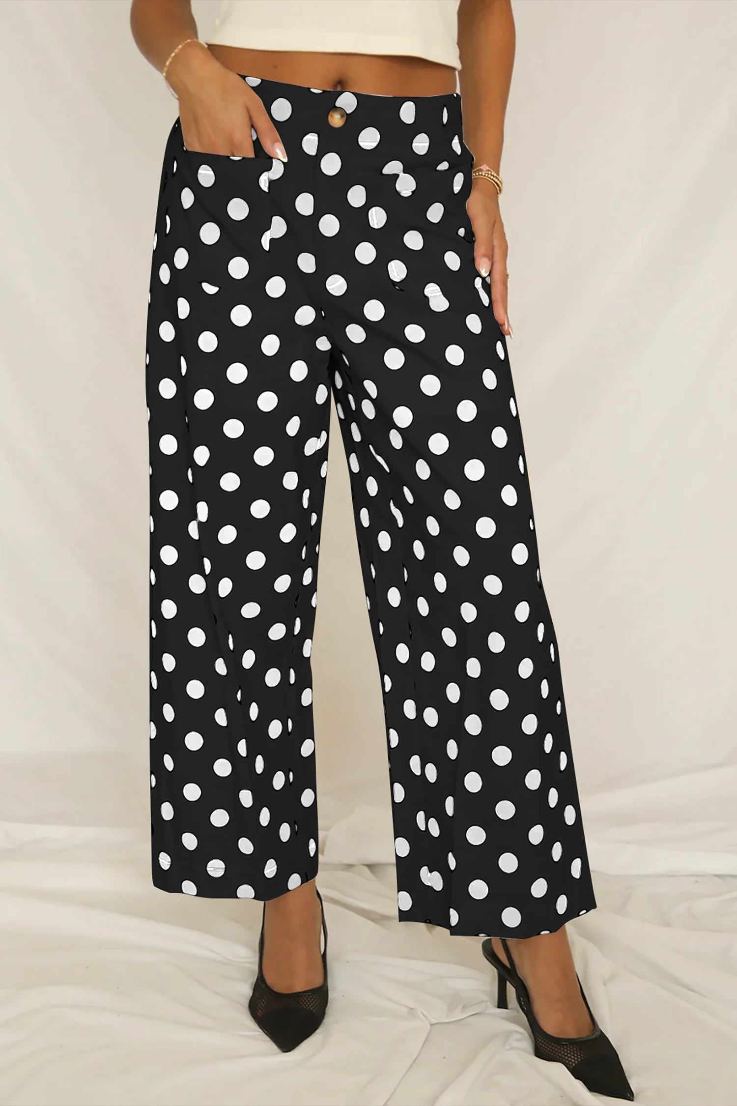 Dot It Like It’s Hot Pants, Black