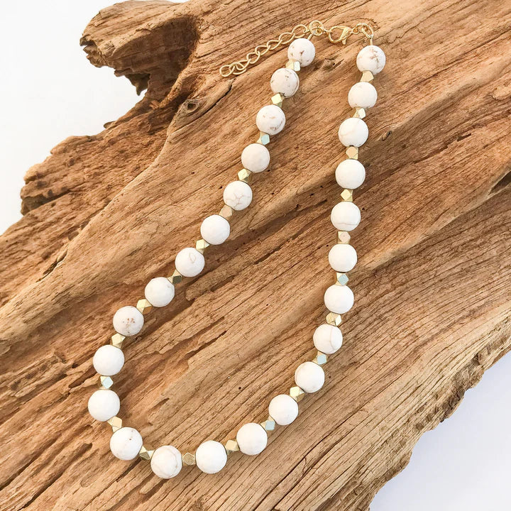 Studded Gemstone Necklace | Cream