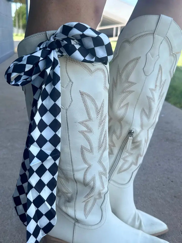 Black and White Checkered Latigo