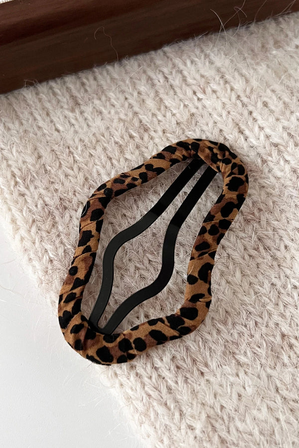 Chestnut Leopard Print Hollow Hair Clip