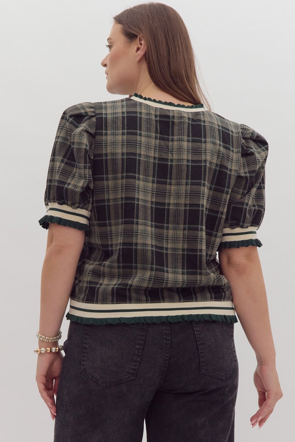Plaid Pattern Short Puff Sleeve Crewneck Pullover Top Curvy Fit