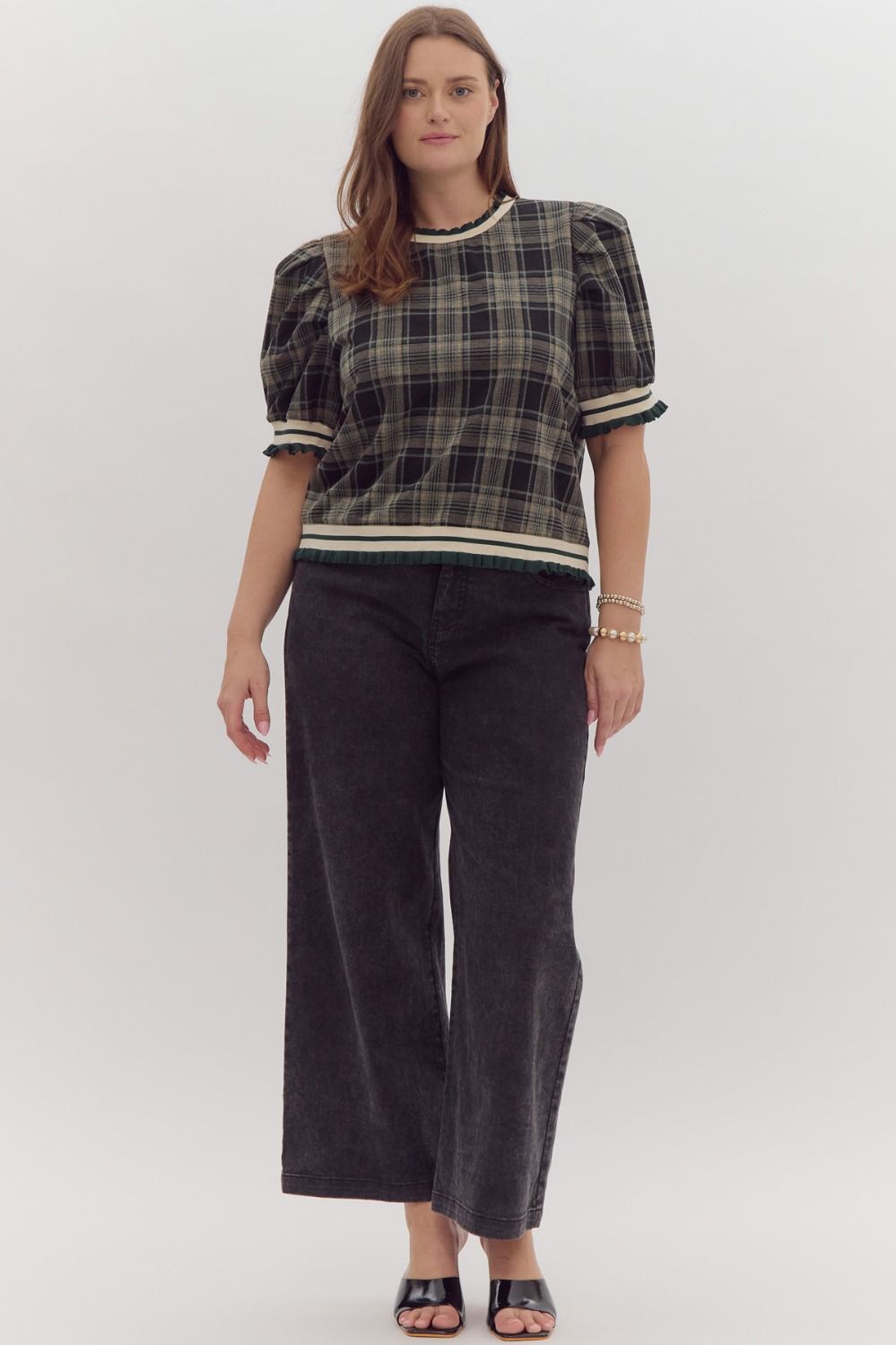 Plaid Pattern Short Puff Sleeve Crewneck Pullover Top Curvy Fit