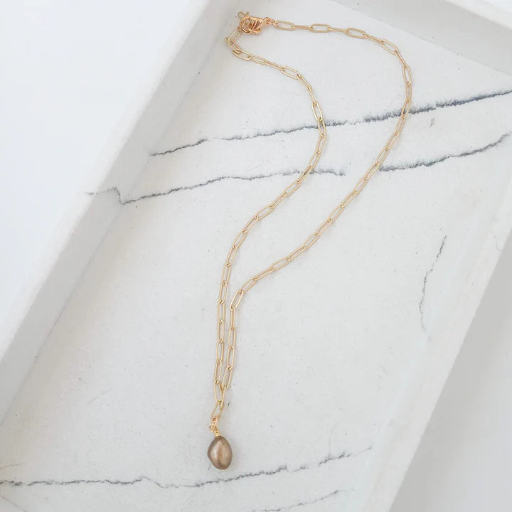 Paperclip with Mini Pearl Necklace - Gold Chocolate