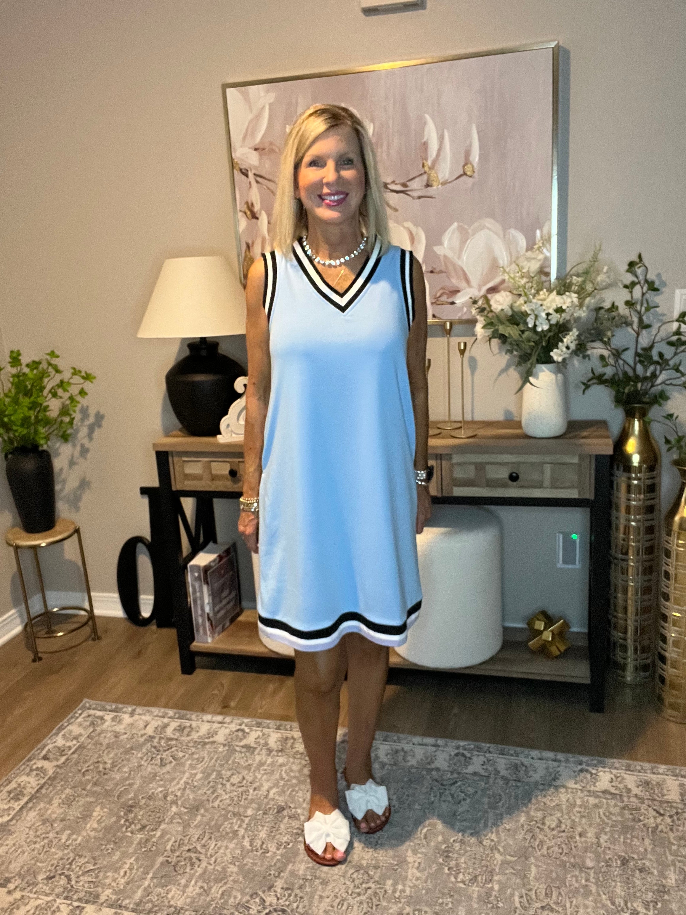 Myosotis Contrast Trim V Neck Sleeveless Mini Dress