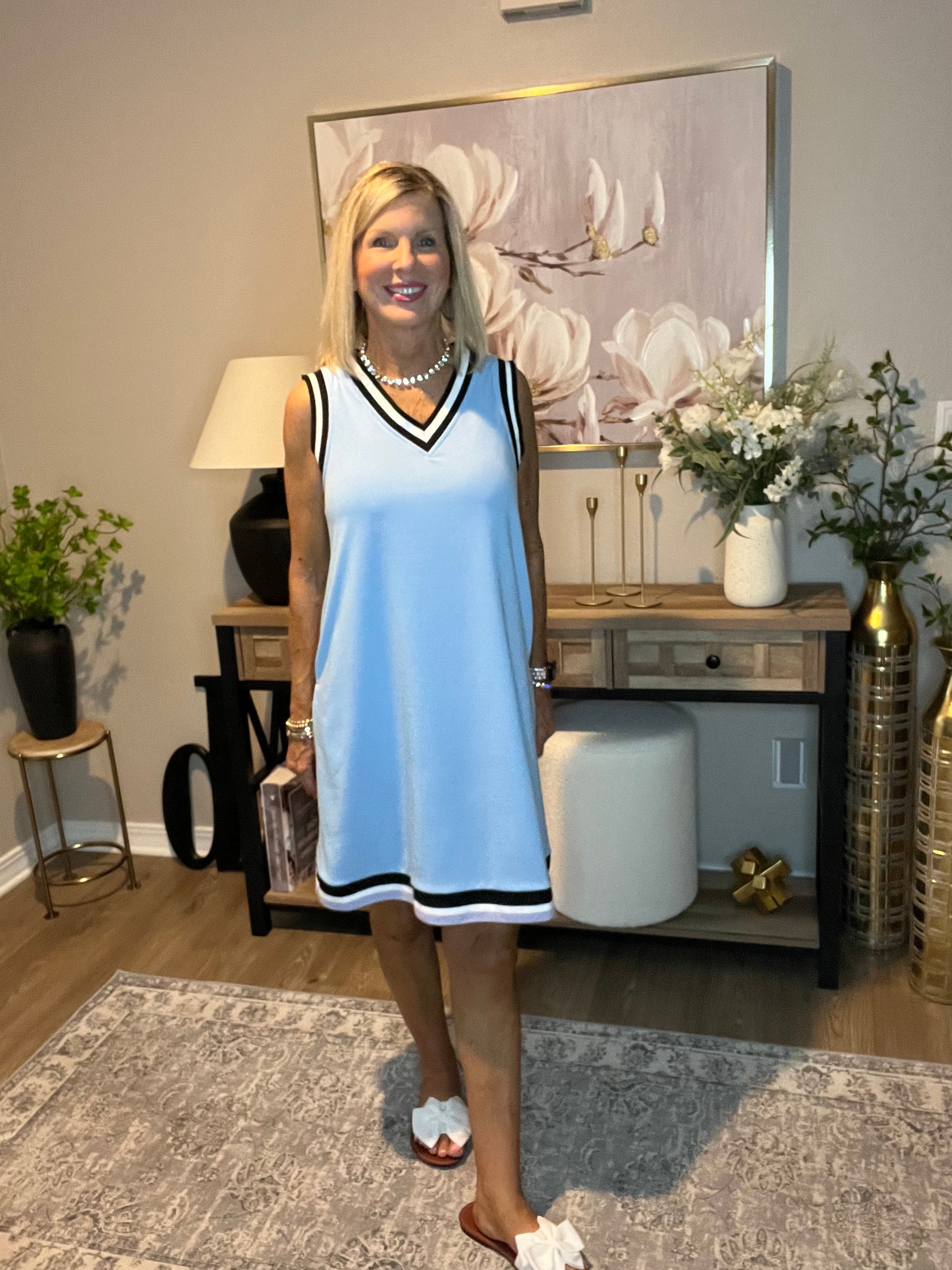 Myosotis Contrast Trim V Neck Sleeveless Mini Dress