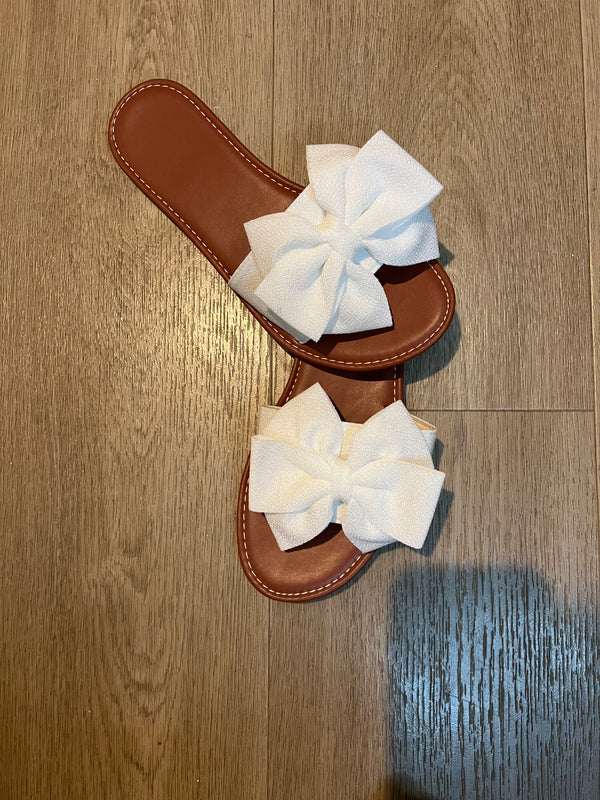 White Bow Decor Flat Sandals