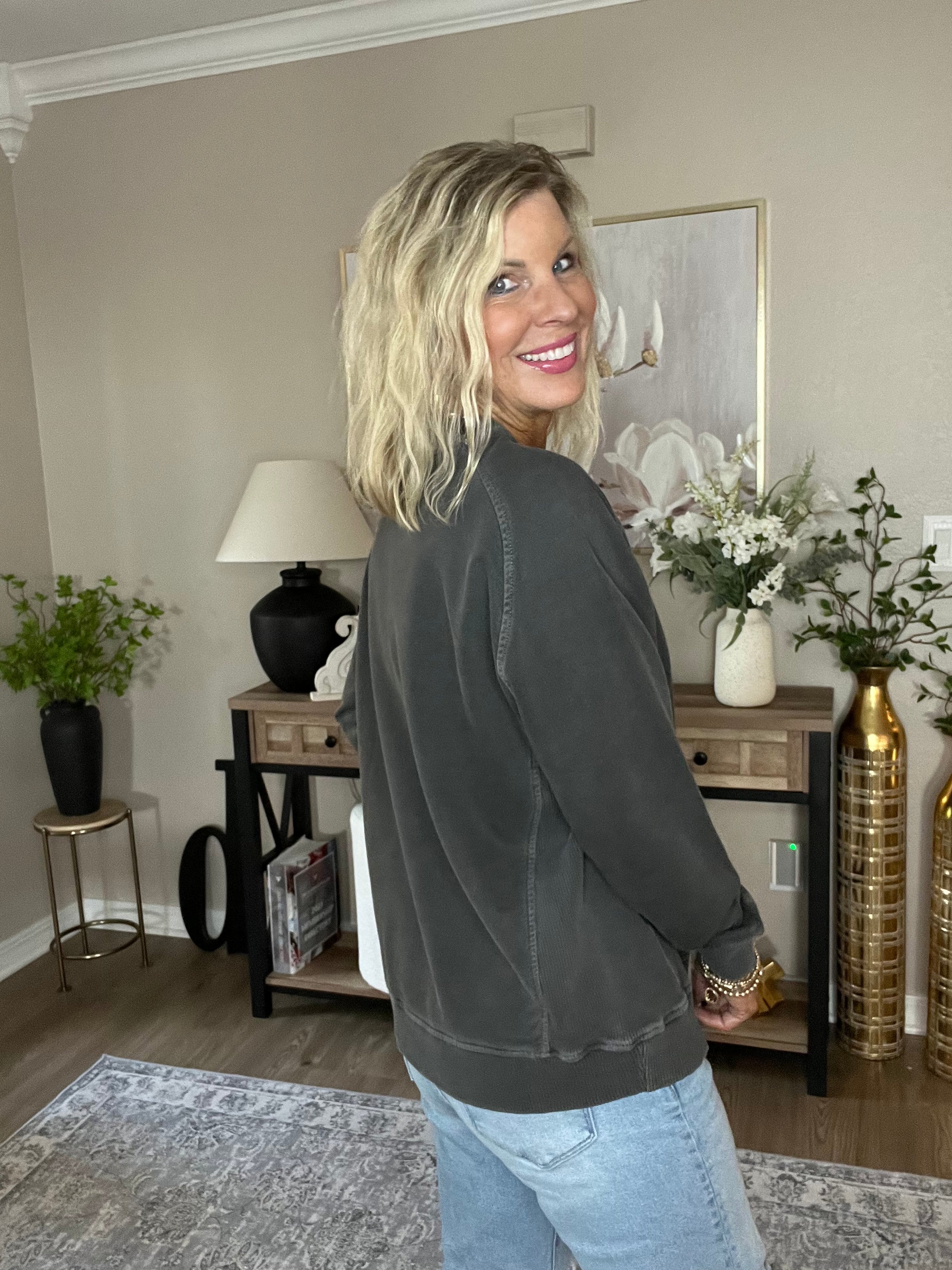 French Terry Pigment Dye & Enzyme Washing Pullover
