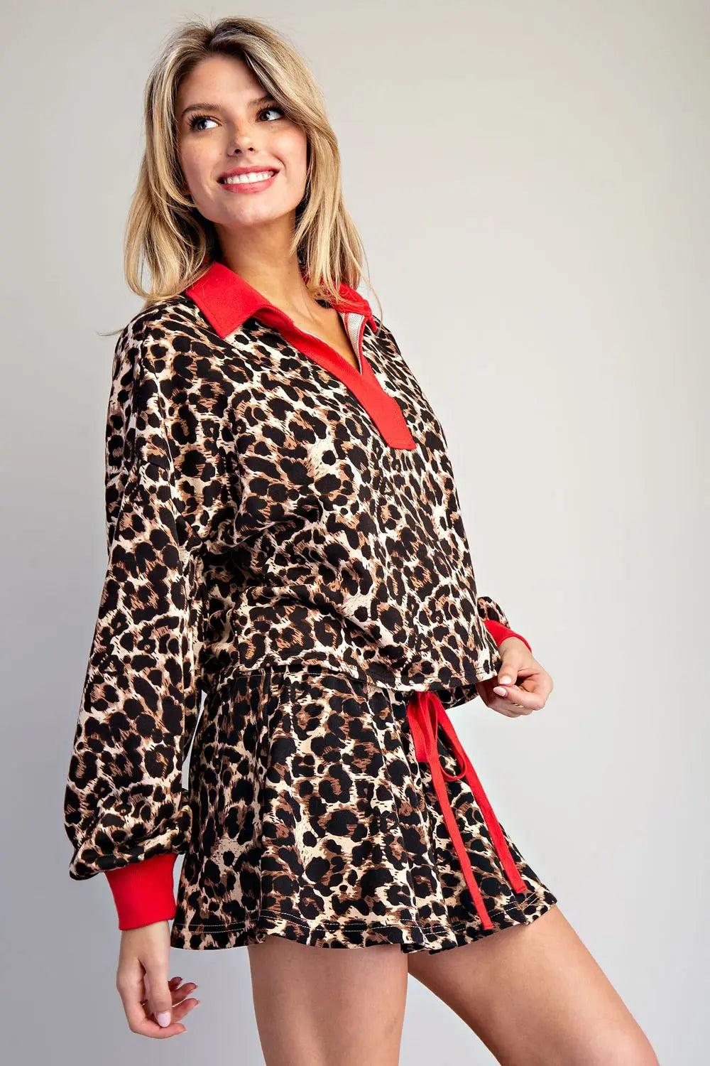 Leopard Contrast V-Neck Long Sleeve Top