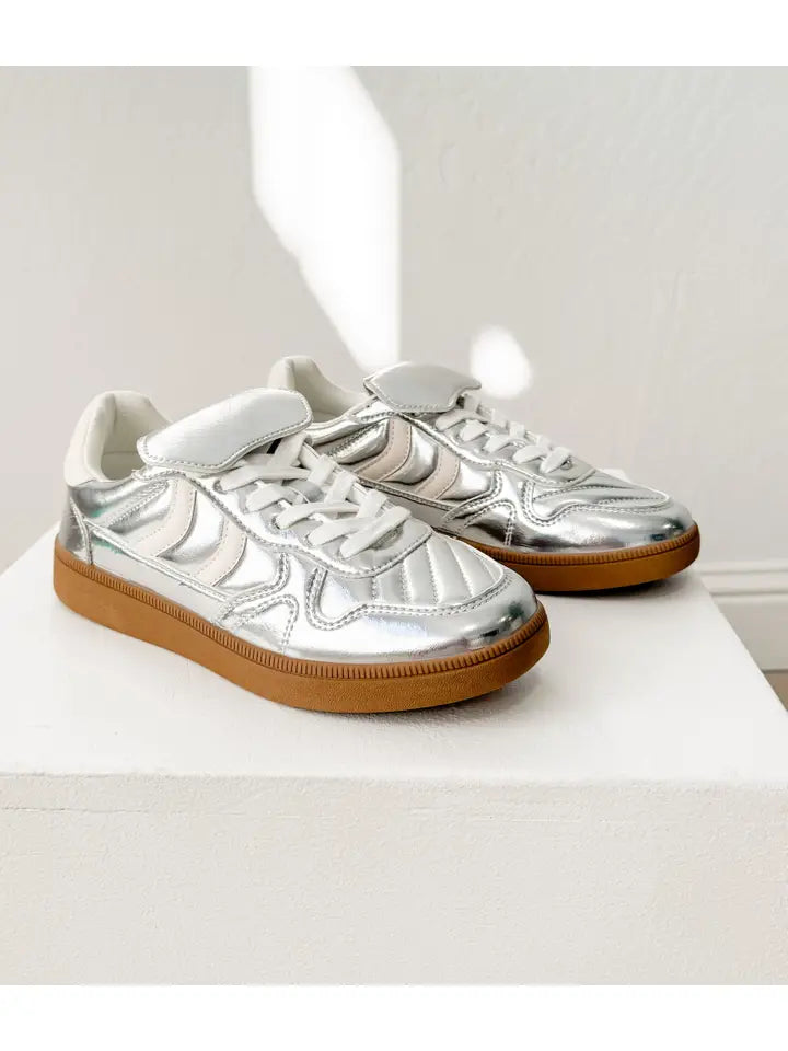 Milan Metallic Sneaker in Silver