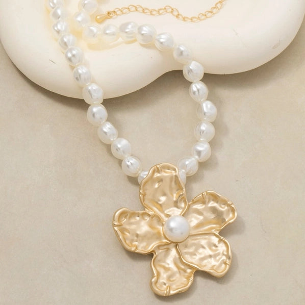 Pearl Beaded Hammered Flower Pendant Necklace