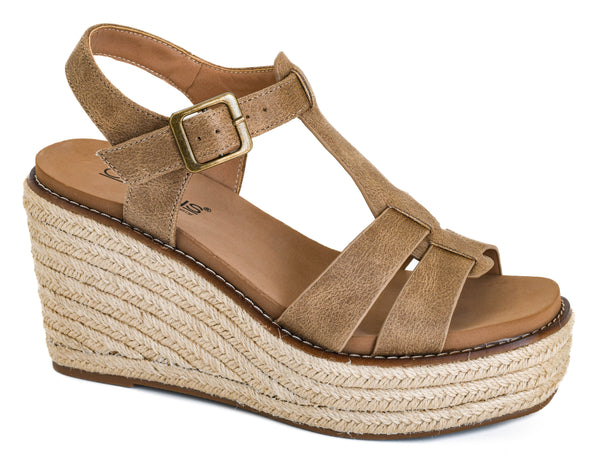 The Coastal Charm Wedge