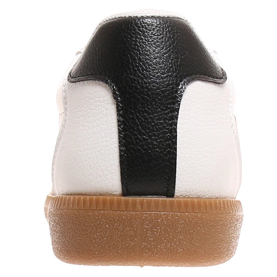 Weekend Sneakers - 2 Colors