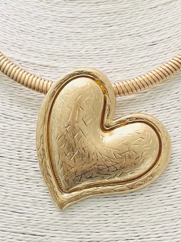 Vintage Heart Choker