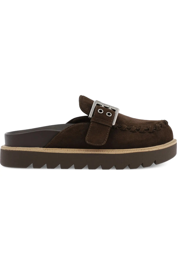 Zaina Mule, by MIA