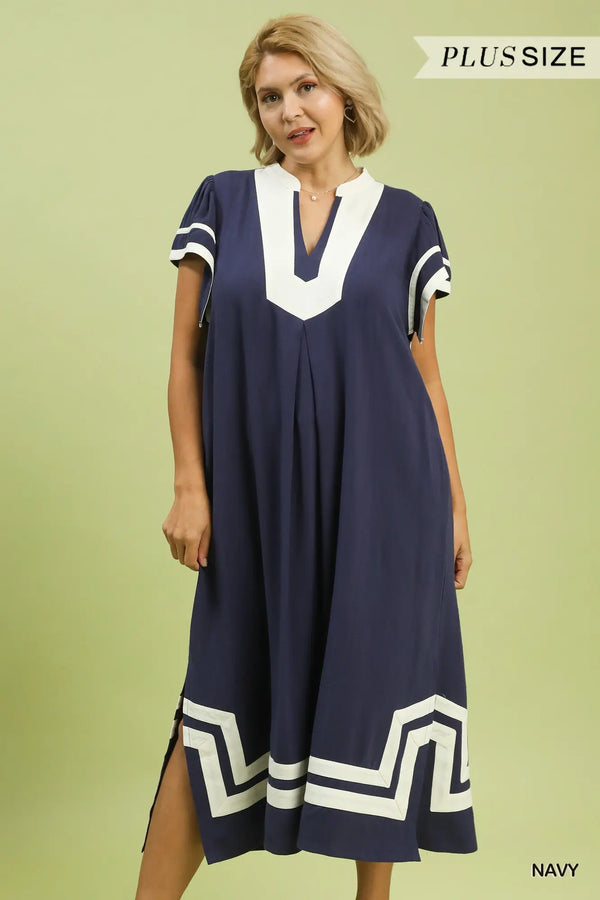 The Gorgeous in Navy Dress - Curvy Fit