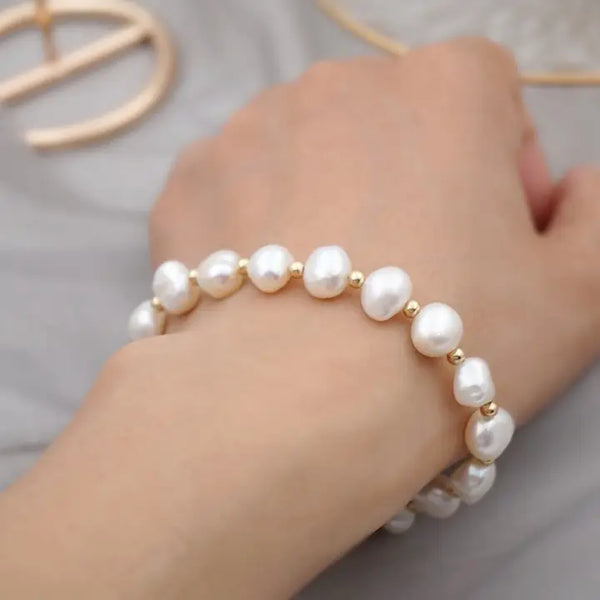 Elegant Pearl Bracelet